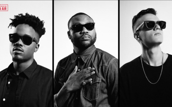 Ray-Ban Reinvention on Air campaign –  The Wayfarer