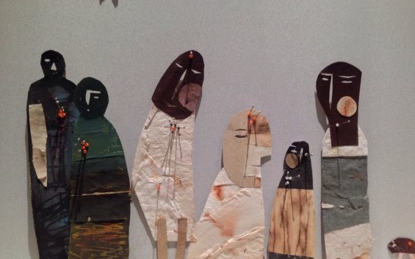 Kamila Bassioni – The Illustrator and collage artist conveying feelings of suffering with her cardboard characters