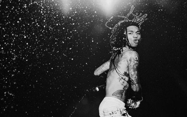 Gothic is the Pain You Feel and Not the Clothes That’s on Your Back: A Review of Darkly by Leila Taylor