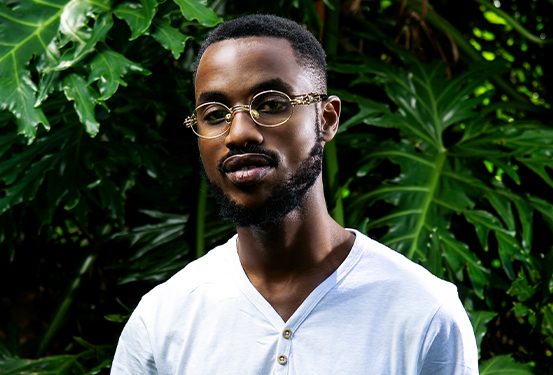 YoursTruly Explores Feelings on “Dreaming in Colour”