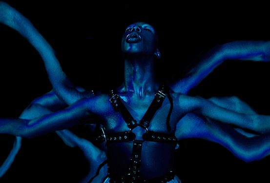 Ntu explores the boundaries of RnB on ‘Perfect Blue’