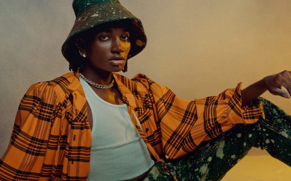 Is the influencer easily influenced? A look into #SurvivingSophia and conformity