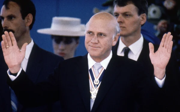 De Klerk’s Forgiveness from the Grave, or, the Fatal Place of the Negress in the Frame: Funereal Notes on Art