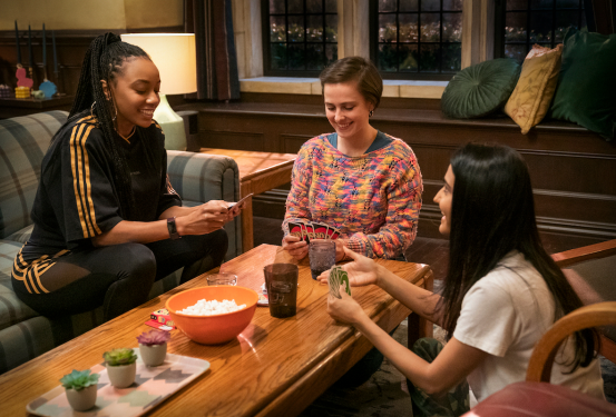 Figuring femme intimacies: 5 inspiring femmeships from pop culture