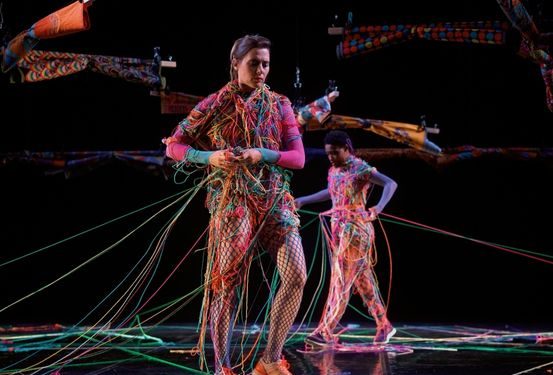 Hominal/Xaba — participation in the making of a new moment