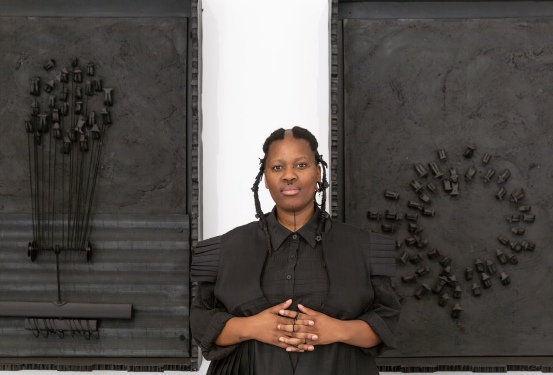 Poetics of Collective Presence in “RE GONA” by Cow Mash