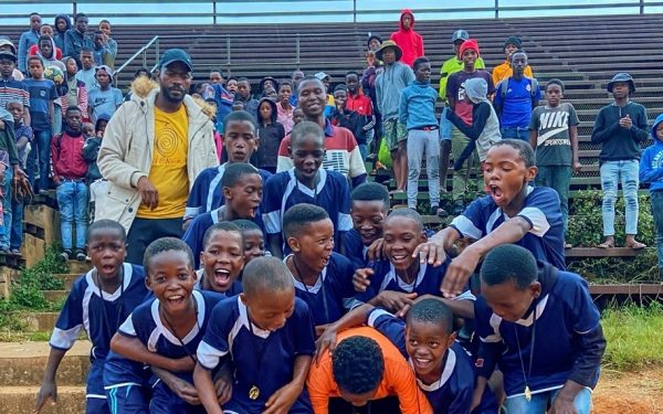 Review of Spin Venek Manual x Sabelo Soko